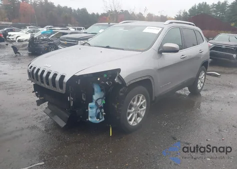 2016 Jeep Cherokee Latitude z USA, uszkodzony, nr VIN 1C4PJMCS7GW271273